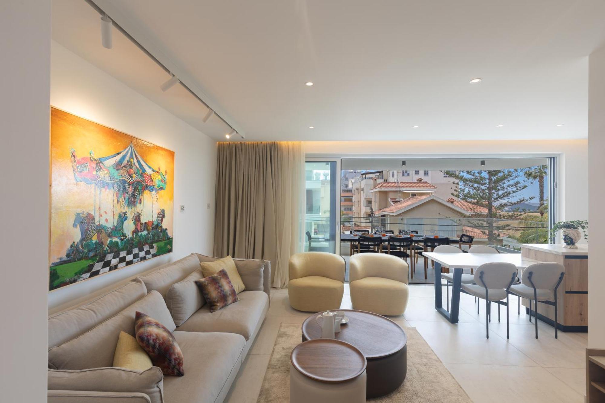 Apartment Mackenzy Dream 202 *